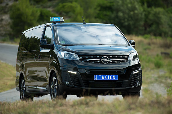 Taxion. Serveis de minicab a Manresa.